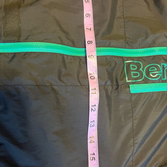 Bench wind and water proof jacket size S - Picture 7 of 10
